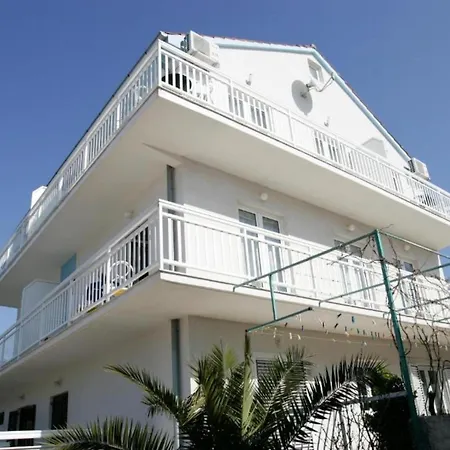 Trogrli - With Balcony * Хвар