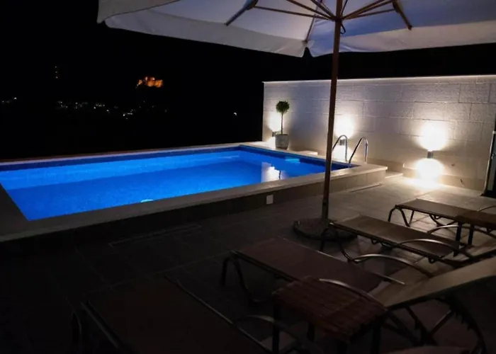 Trogrli - With Balcony *