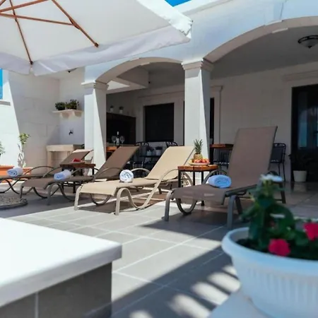 Trogrli - With Balcony * Hvar Town